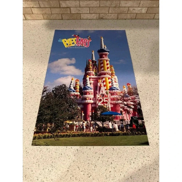 Walt Disney World Eyes And Ears Cast Member Newspaper October 1996 25th - Picture 1 of 2